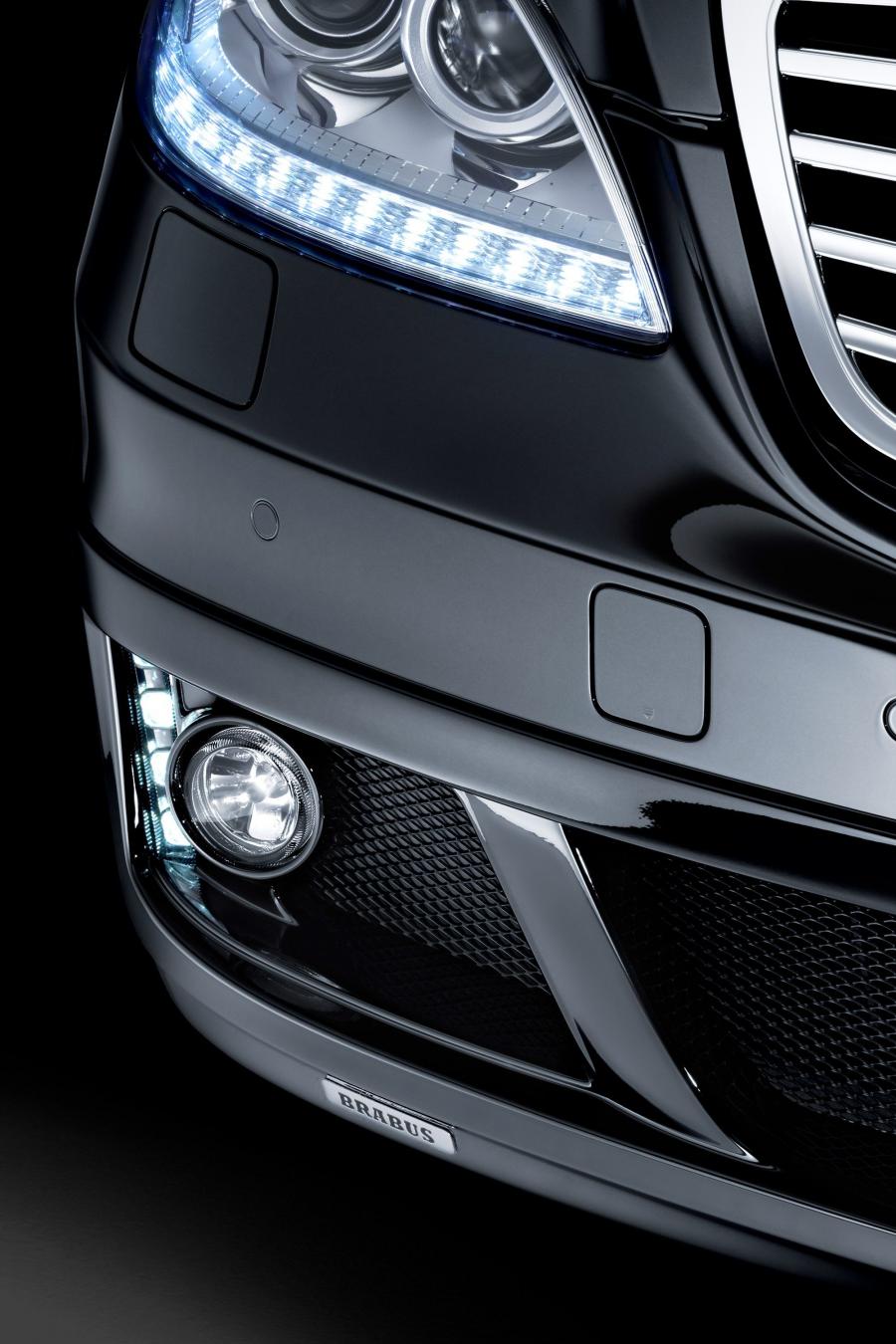  Mercedes-Benz S V12 R by Brabus 2009 года  (фото 12 из 48)